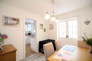 Dining Room- click for photo gallery